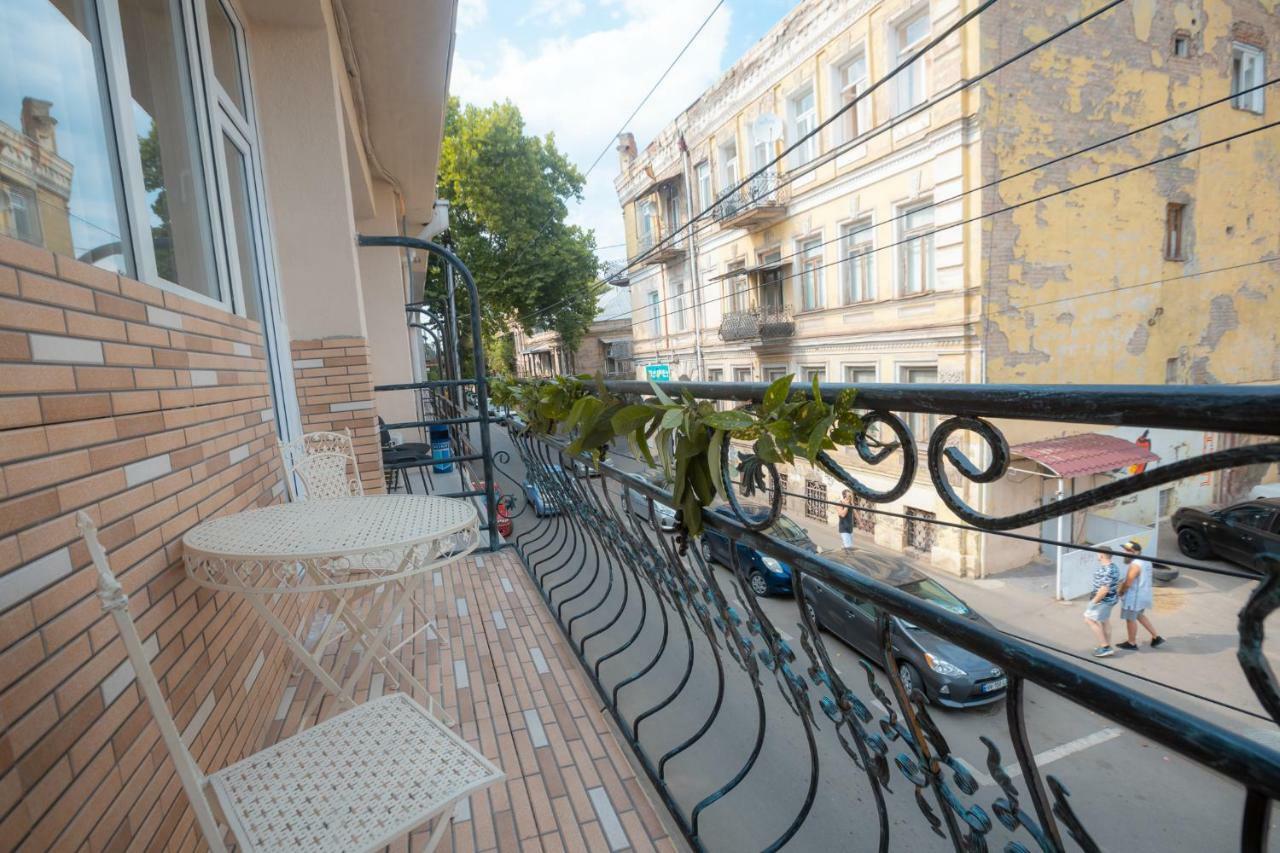 Хостел Wine Тбилиси Экстерьер фото